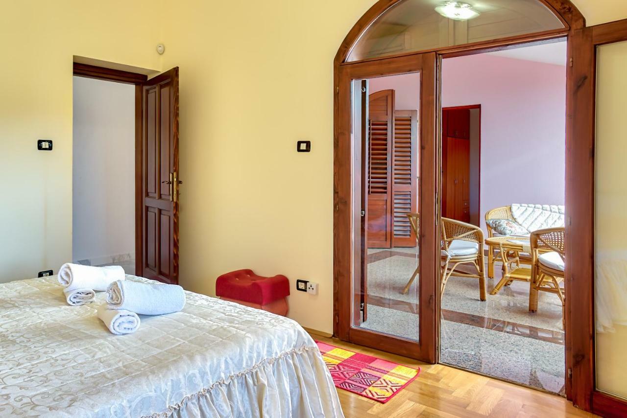 Villa Valentina เปรมันตูรา ภายนอก รูปภาพ